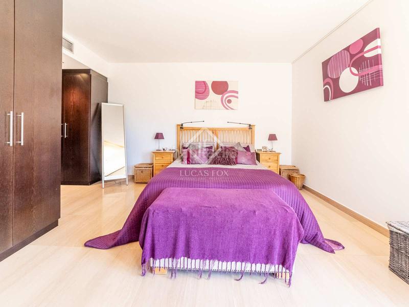 Foto d494e910-6976-4de2-9b24-1ffb62b5b526. Chalet magnífica casa con vistas excepcionales en venta en botigues en Sitges