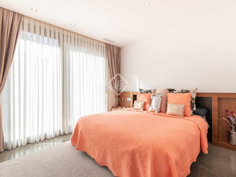 Foto 365bb26d-1d04-41fb-be59-e23b7d29e9c5. Chalet villa de lujo de 362 m con 5 dormitorios en venta en montemar, . en Castelldefels