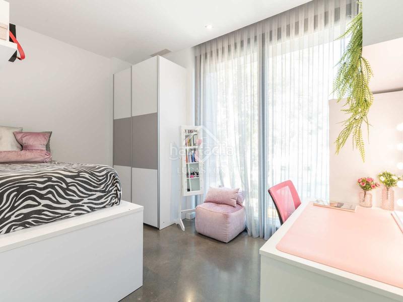 Foto 81eded97-7140-488c-b210-b3004756c5b2. Chalet villa de lujo de 362 m con 5 dormitorios en venta en montemar, . en Castelldefels