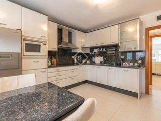 Xalet a Gava Mar. Casa adosada en venta en primera línea de mar en gavà mar, una z