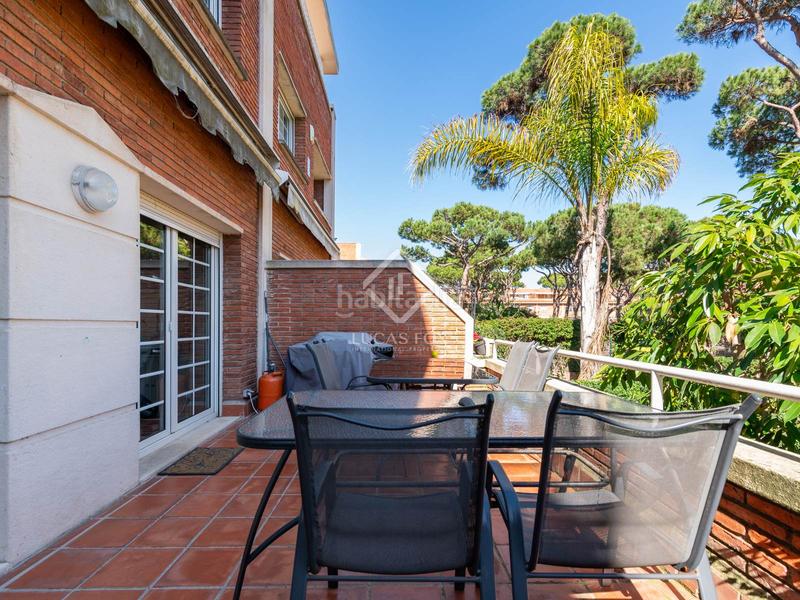 Foto 51ca77dd-13ee-470c-afe4-f2c0d2de4a2d. Chalet magnífica casa adosada en venta, en una de las comunidades más exclusivas mar, barcelona. en Gavà