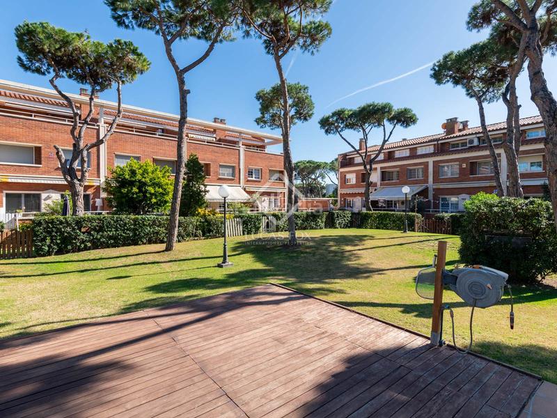 Foto fab58a30-9edf-4a06-a7d1-d62b8fd047b1. Chalet magnífica casa adosada en venta, en una de las comunidades más exclusivas mar, barcelona. en Gavà