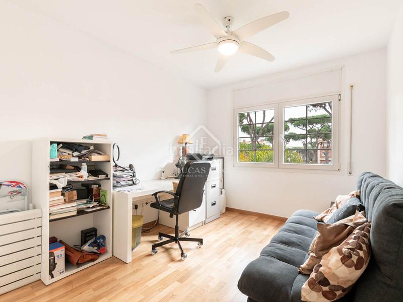 Foto fb20d5e3-b6b6-4f04-932d-56fde9c10950. Chalet magnífica casa adosada en venta, en una de las comunidades más exclusivas mar, barcelona. en Gavà