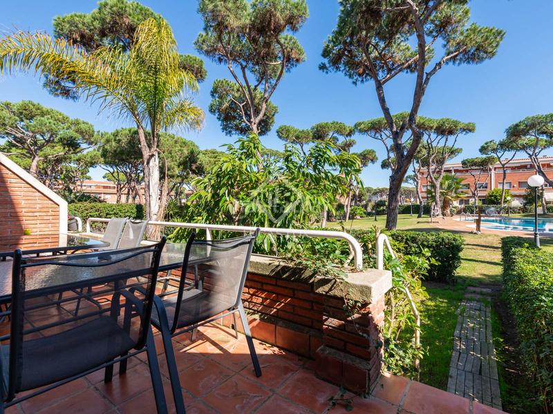 Foto ff88339b-c74b-4f1f-ae39-104b1dfc34c9. Chalet magnífica casa adosada en venta, en una de las comunidades más exclusivas mar, barcelona. en Gavà