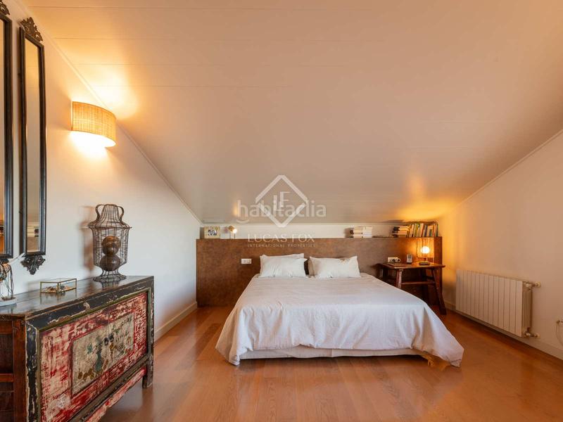 Foto dc511477-f863-482b-bd22-8d887039bab3. Chalet avec chauffage parking piscine dans Montmar Castelldefels