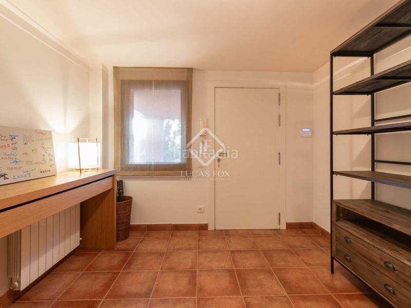 Foto fda8ca57-123c-43ca-8b04-0f38d6d5e655. Chalet avec chauffage parking piscine dans Montmar Castelldefels