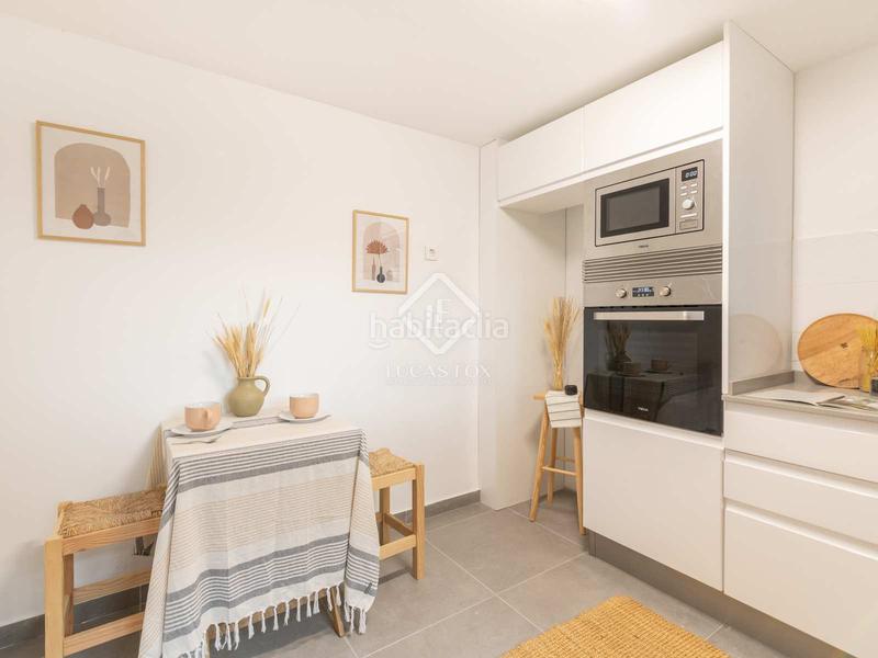 Foto bac49e03-ca6a-4389-8da4-3a67f70d9c5a. Chalet con riscaldamento parcheggio piscina in La Pineda Castelldefels