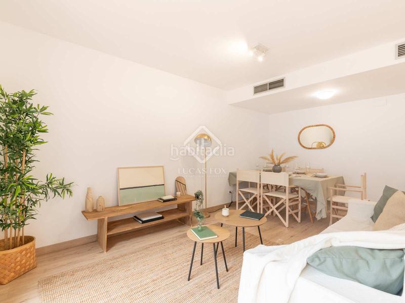 Foto cebcea24-83a6-4f2f-b971-5ff883799ed7. Chalet con riscaldamento parcheggio piscina in La Pineda Castelldefels