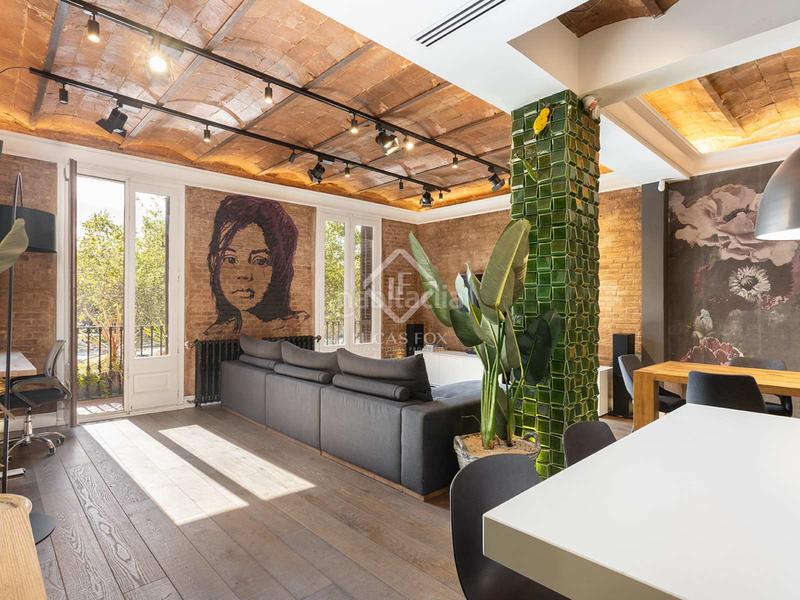 Foto 80889c6e-0c2c-4773-9097-92101f9283be. Piso  en excelentes condiciones de 2 dormitorios con 7m terraza en venta en el born en Barcelona