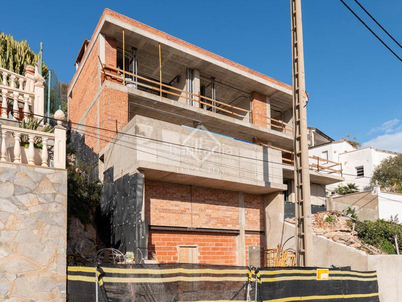 Foto bcbc74ac-1551-4930-9529-2c03e3202f7a. Chalet with heating parking pool in les botigues de Sitges Sitges