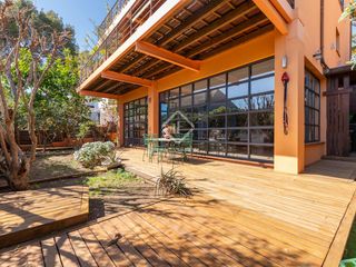 Chalet in Montmar. Casa con vistas al mar en venta en montemar