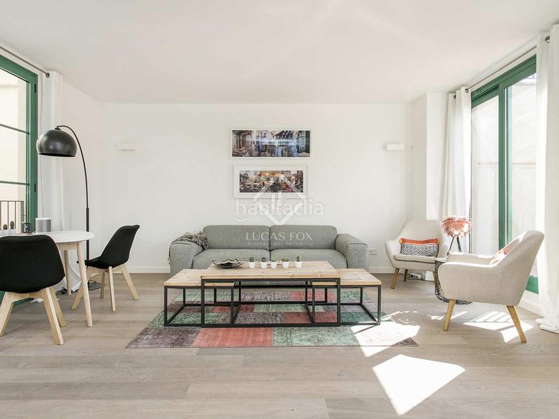 Foto 47ca03d1-6d0e-4b82-b21d-6d3f1c6a80c5. Ático  minimalista y modernista, en excelentes condiciones de 2 dormitorios con 70m terraza en venta en eixample derecho en Barcelona