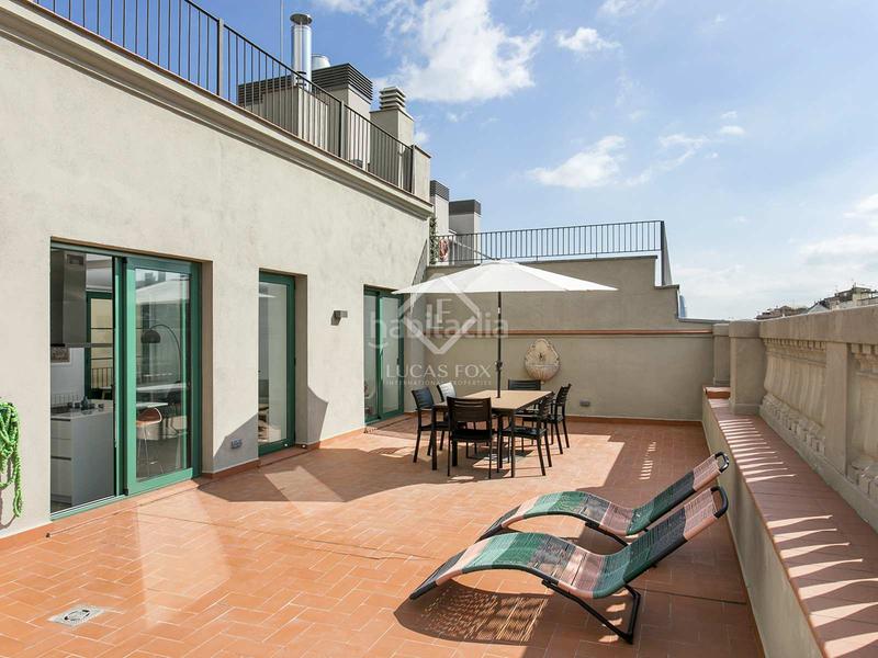 Foto 9a3094fa-97fb-4e32-aca7-bd99f5c5b5ba. Ático  minimalista y modernista, en excelentes condiciones de 2 dormitorios con 70m terraza en venta en eixample derecho en Barcelona