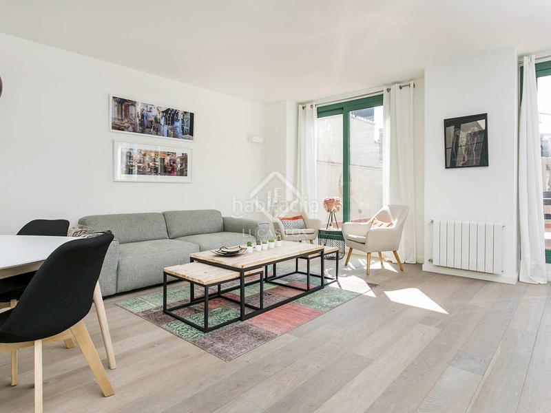 Foto 9d611e25-6b14-4433-ae49-3d01f2a9ab0c. Ático  minimalista y modernista, en excelentes condiciones de 2 dormitorios con 70m terraza en venta en eixample derecho en Barcelona