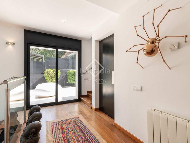 Foto 0b1bf289-f330-4b8e-a7c1-5820b3f8de1a. Chalet mit heizung parking pool in Les Planes Sant Cugat del Vallès