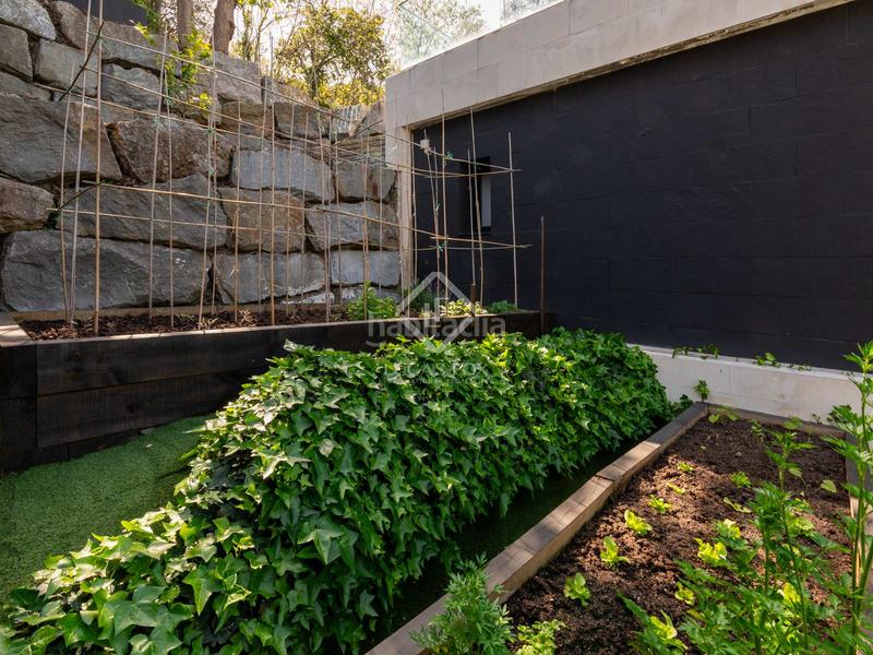 Foto 15ffbf9e-ae7a-4166-93d3-ac9c49c5cc08. Chalet mit heizung parking pool in Les Planes Sant Cugat del Vallès