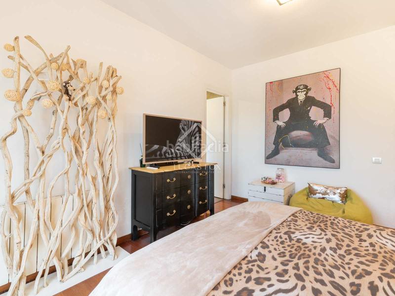 Foto b623914b-1a8e-4baf-a53f-fe10d6e3ce1d. Chalet mit heizung parking pool in Les Planes Sant Cugat del Vallès