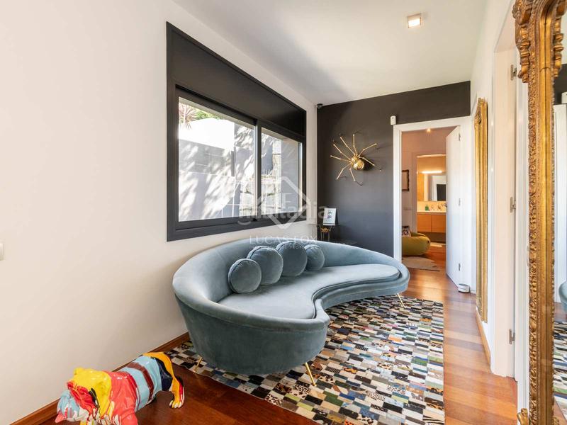 Foto deac7f1d-4eb0-48b7-82c9-a9212dc77019. Chalet mit heizung parking pool in Les Planes Sant Cugat del Vallès