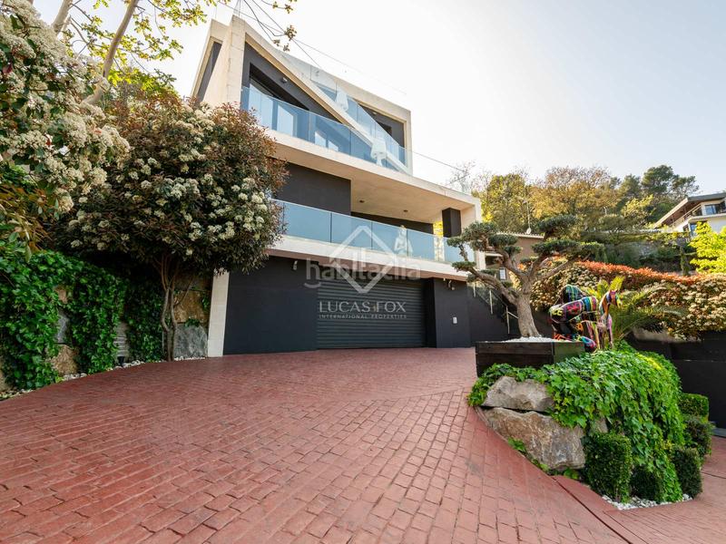 Foto e78d4fbc-6f85-4bde-8794-d6dc07b8682b. Chalet mit heizung parking pool in Les Planes Sant Cugat del Vallès