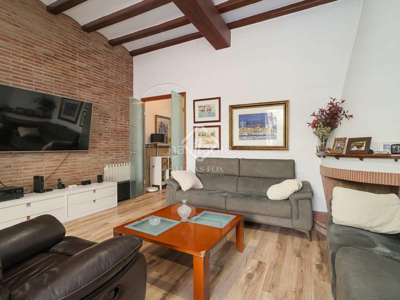 Foto 00a5748b-2f08-475c-861a-64d7c1a50159. Chalet magnífica villa en primera línea de mar en venta en el masnou, barcelona en Masnou (El)