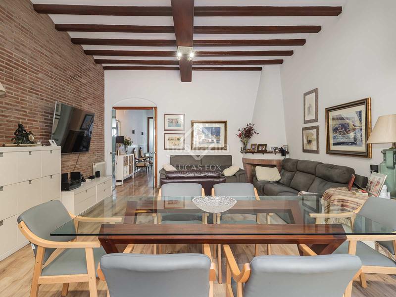 Foto 32c00d5c-7ff9-4d72-8144-61cd105f85d1. Chalet magnífica villa en primera línea de mar en venta en el masnou, barcelona en Masnou (El)