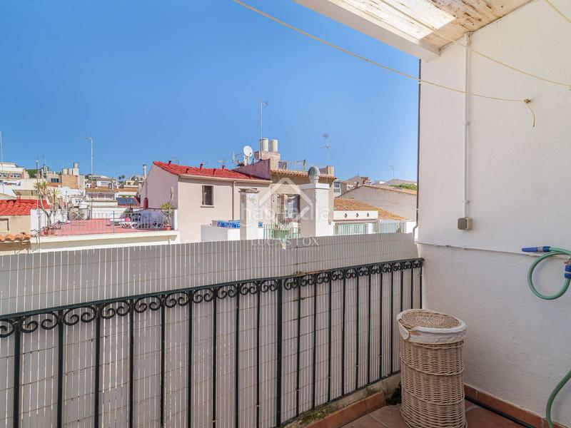 Foto 7d53a187-f01c-4d7f-85b3-e6fd9a1aa2ad. Chalet magnífica villa en primera línea de mar en venta en el masnou, barcelona en Masnou (El)