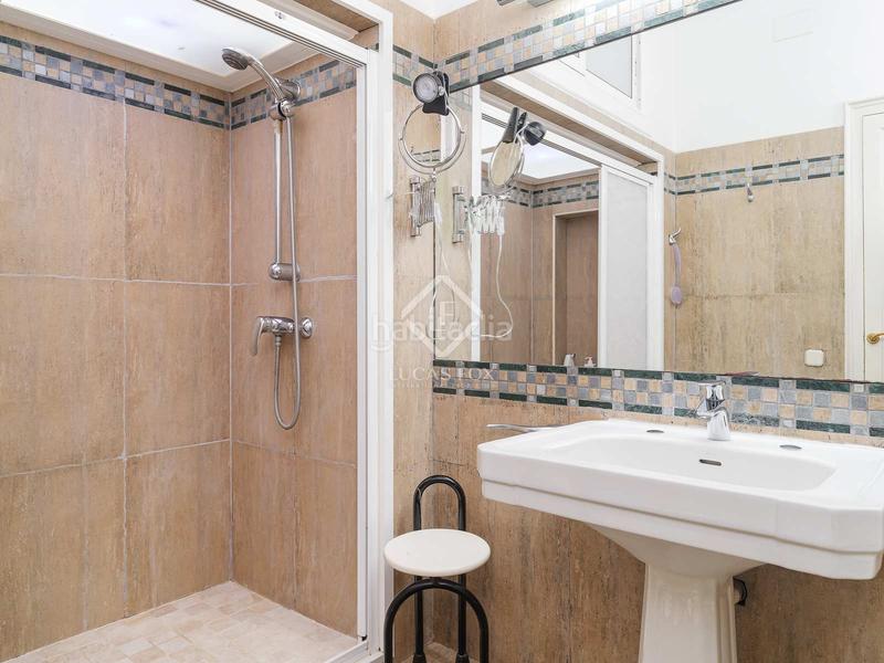 Foto 88be7fb8-0678-467c-abfd-2318d2b53319. Chalet magnífica villa en primera línea de mar en venta en el masnou, barcelona en Masnou (El)