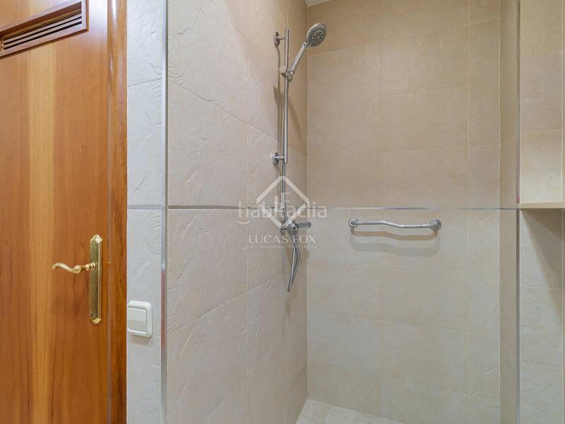 Foto 9e34ea47-6058-43a5-bb1f-eaf789cebdc1. Chalet magnífica villa en primera línea de mar en venta en el masnou, barcelona en Masnou (El)