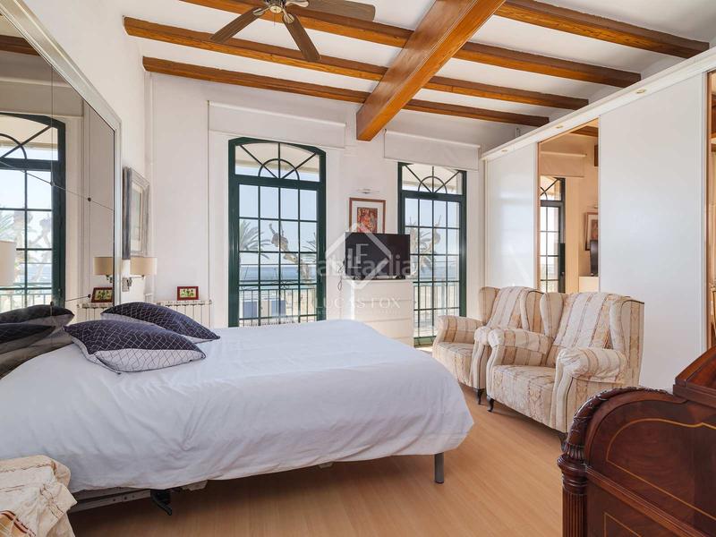 Foto b1a0e7ad-7958-4faa-a453-0584fabe009d. Chalet magnífica villa en primera línea de mar en venta en el masnou, barcelona en Masnou (El)