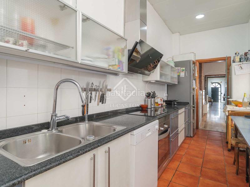 Foto e1141ab7-8ad2-48b7-8ec5-99a4c72ae8e4. Chalet magnífica villa en primera línea de mar en venta en el masnou, barcelona en Masnou (El)