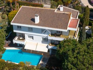 Chalet à Cabrils. Amplia casa en excelentes condiciones en venta en cabrils, barce