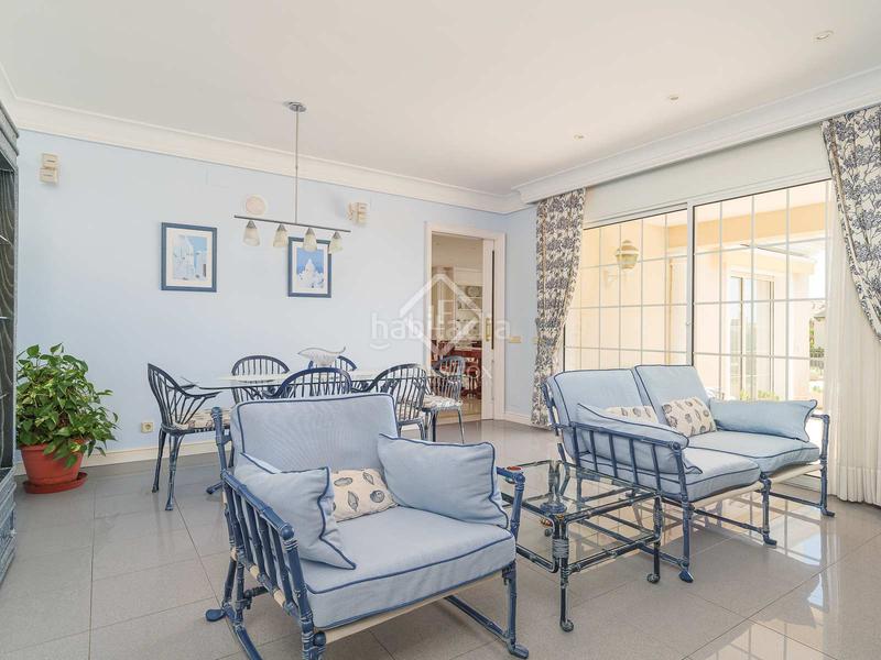 Foto 1987c4a0-7532-4934-8920-f5dcffb2db22. Xalet amb calefacció aparcament piscina a Vilassar de Dalt