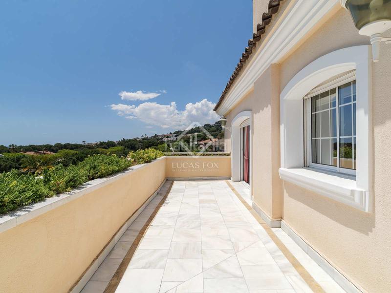 Foto 6cae1812-9f66-47e6-ae6f-ba3e1cac5ae8. Xalet amb calefacció aparcament piscina a Vilassar de Dalt