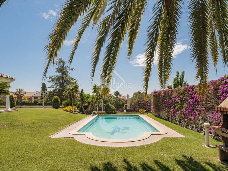 Foto a2e59dca-acec-4adf-a9bb-01644f4e4b15. Xalet amb calefacció aparcament piscina a Vilassar de Dalt