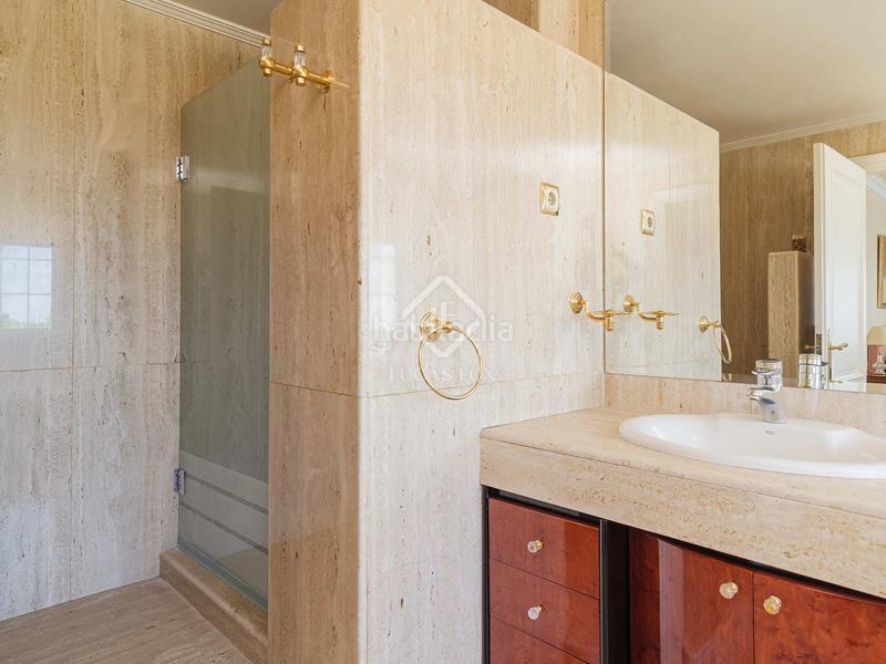 Foto b3376c57-d332-4859-b55a-3589aecfbc80. Xalet amb calefacció aparcament piscina a Vilassar de Dalt