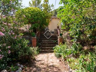 Finca rústica a Mira-sol. Preciosa parcela  de 700m2 con casa construida a la venta en mir