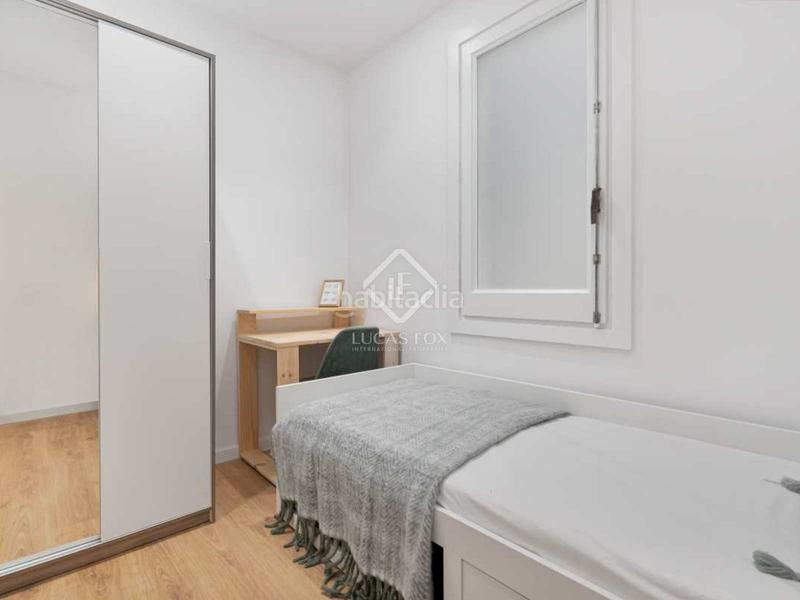 Foto 000c3f63-5e92-4bb8-a4f9-d34c695a98f8. Piso  en excelentes condiciones de 4 dormitorios en venta en eixample derecho en Barcelona