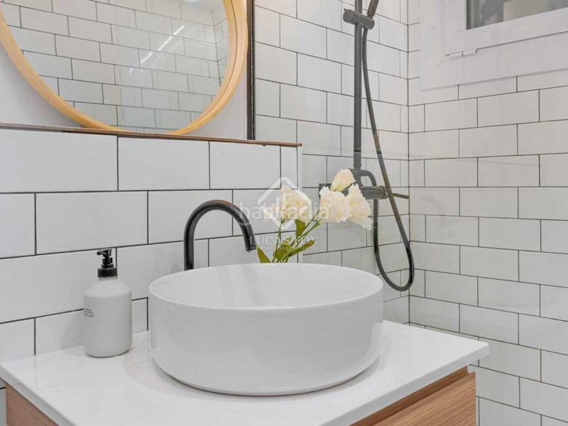 Foto a7bd5482-b2e8-4f52-87ee-48a175ad890c. Appartamento con riscaldamento in El Camp d´en Grassot i Gràcia Nova Barcelona