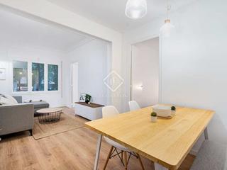 Piso en El Camp d´en Grassot i Gràcia Nova. Piso en excelentes condiciones de 3 dormitorios con 9m terraza e