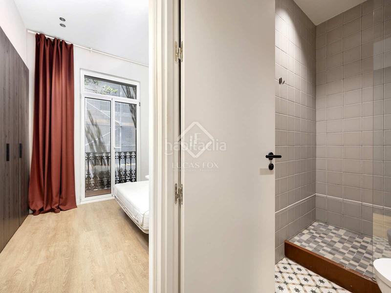 Foto 0c7557b2-05bc-4693-9878-56cbc2ac1641. Piso  en excelentes condiciones de 2 dormitorios con 66m terraza en venta en gràcia en Barcelona