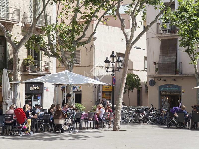 Foto 9624f315-f6fe-4959-bbbc-c6a644e2577b. Piso  en excelentes condiciones de 2 dormitorios con 66m terraza en venta en gràcia en Barcelona