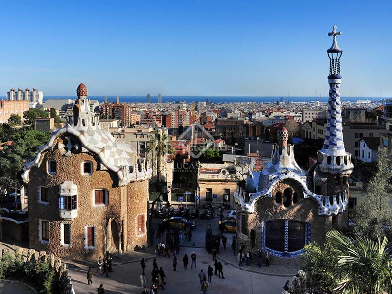 Foto 9ea95a3c-0128-4bc1-841a-142e566dba89. Piso  en excelentes condiciones de 2 dormitorios con 66m terraza en venta en gràcia en Barcelona