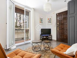 Rent Flat in Vila de Gràcia. Piso recién reformado en gracia barcelona, amueblado y con un do