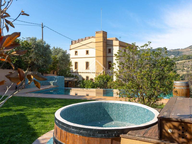Foto 00113a95-885b-49e3-992c-36db6b763d32. Masía casa histórica en excelentes condiciones de 8 dormitorios en venta , barcelona en Alella
