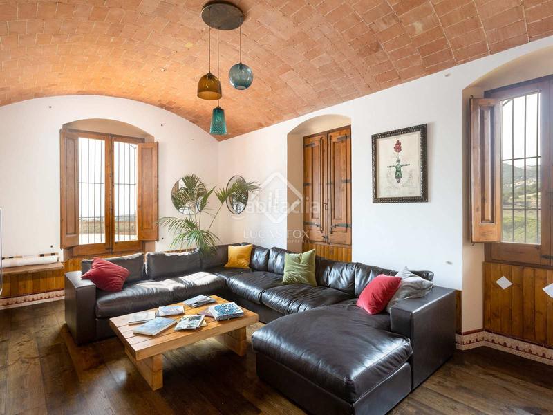 Foto 03a377d8-6c6f-4cc6-8504-39ec8d37c0fa. Masía casa histórica en excelentes condiciones de 8 dormitorios en venta , barcelona en Alella