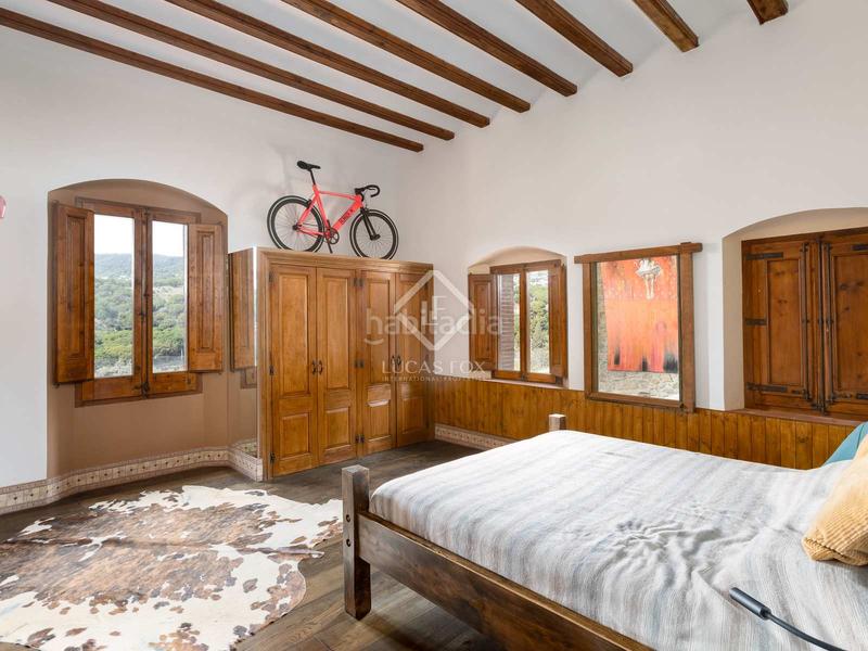Foto 271fc7b3-d8c0-4a79-8df8-4b791d1c6c6b. Masía casa histórica en excelentes condiciones de 8 dormitorios en venta , barcelona en Alella