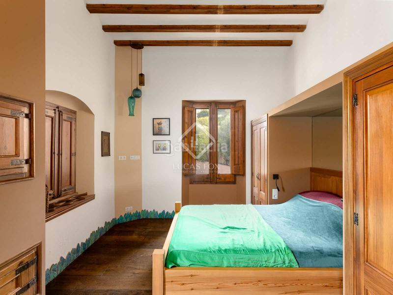 Foto 7c9ebf56-bc45-4054-8196-096879a14c4d. Masía casa histórica en excelentes condiciones de 8 dormitorios en venta , barcelona en Alella