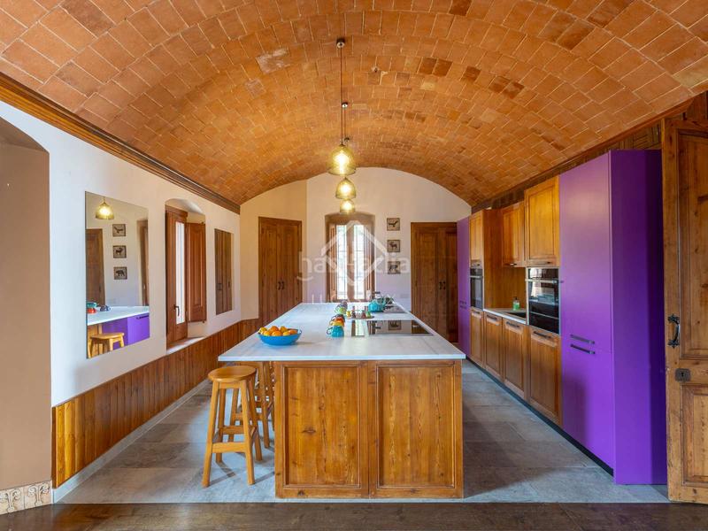 Foto 7e119d96-3e1b-44fd-a2c2-7a56198e0008. Masía casa histórica en excelentes condiciones de 8 dormitorios en venta , barcelona en Alella