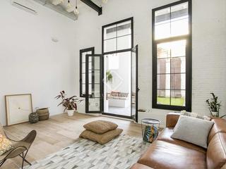 Rent Flat in Poblenou. Piso excelente con 2 dormitorios y un jardín de 30 m en alquiler