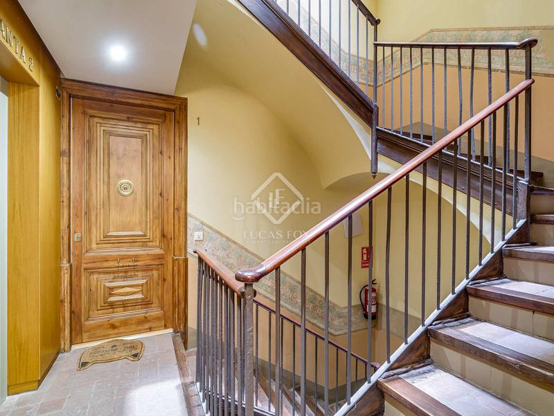 Foto 6faf320d-02b4-4799-9749-114c5d99571e. Piso en venta precioso piso en gótico, en excelentes condiciones y con terraza de 9 m en Barcelona